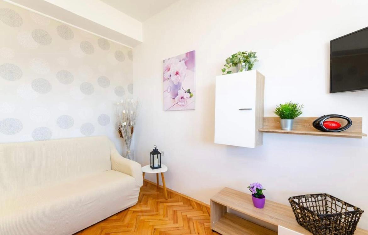 Apartments Tatjana Crikvenica Esterno foto