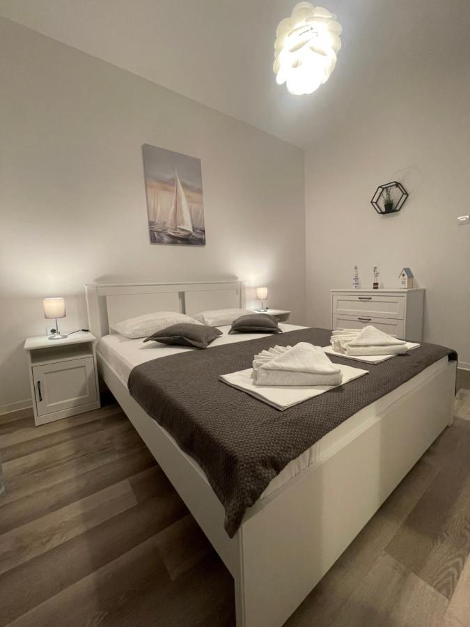 Apartments Tatjana Crikvenica Esterno foto